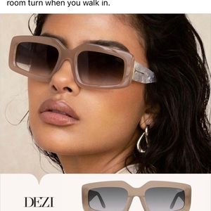 READ THE ROOM sunglasses